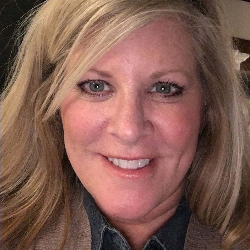 Meet your Posher, Mitzi